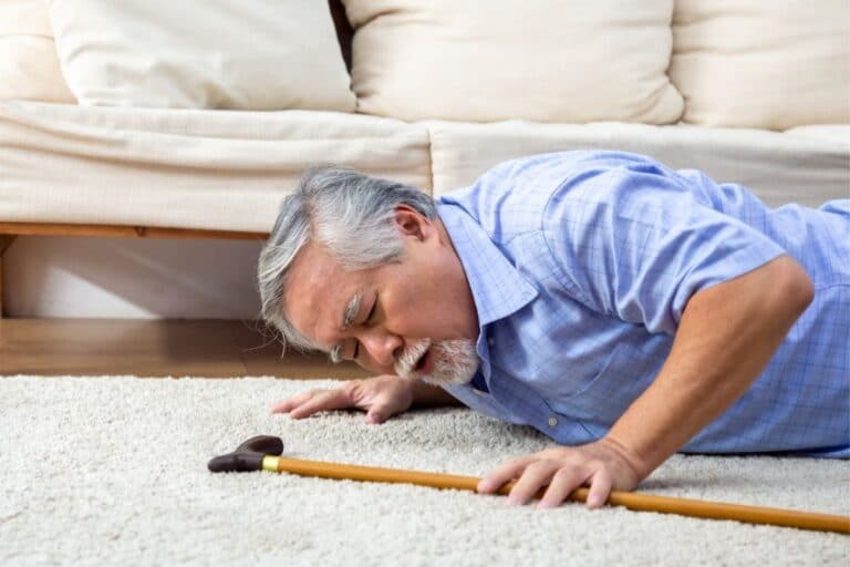 Choisir une téléassistance pour les seniors