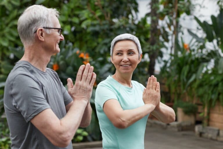 Comment faire des rencontres après 50 ans avec des femmes célibataires?