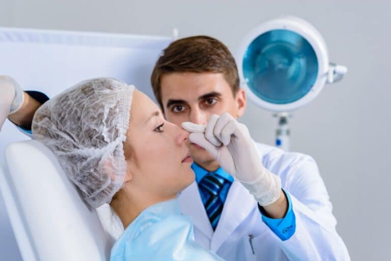 La rhinoplastie : ce qu’il faut savoir sur cette intervention 