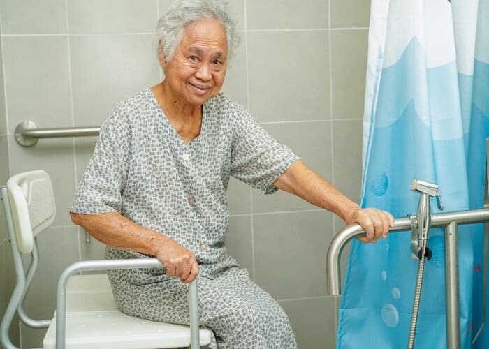 Douche senior : comment faire le bon choix sans se tromper ?