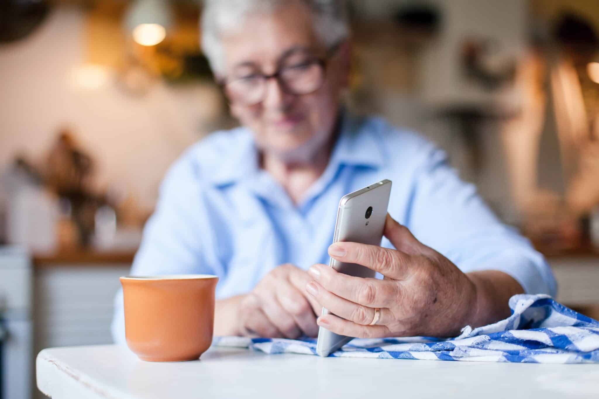 appareils connectés pour accompagner les séniors
