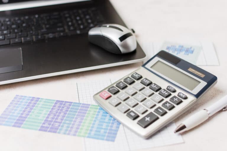 Structurer un CV efficace pour les stages en finance et en comptabilité