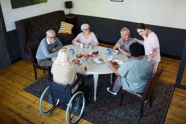 le parcours d’admission décrypté : Comment trouver un établissement adapté pour seniors à Martigues le parcours d’admission décrypté : Comment trouver un établissement adapté pour seniors à Martigues